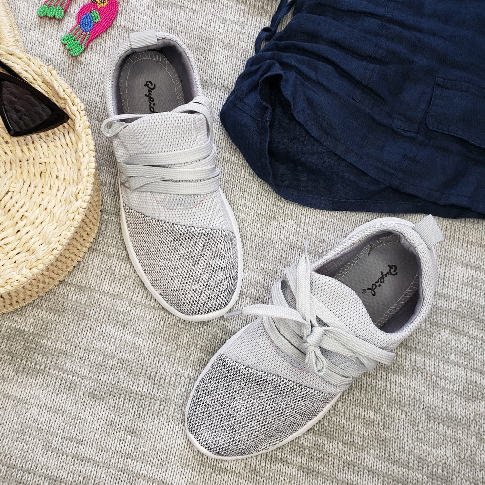 🚨ON SALE//The Berlin// grey knitted sneaker - Picture 2 of 5